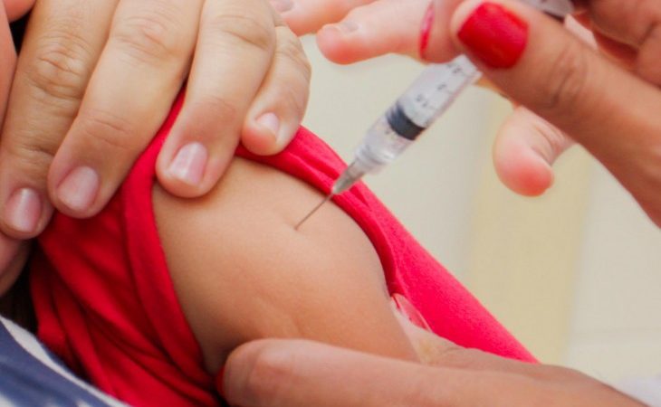 Lei obriga apresentação de carteira de vacinação no ato da matrícula em Mirandópolis