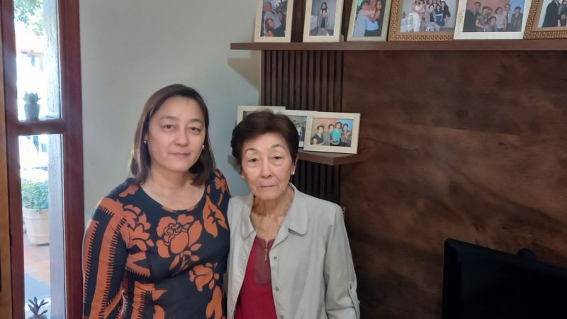 ‘São 76 anos de tradição da Ótica e Relojoaria Kawasaki em Mirandópolis’, lembra Adriana Yokoyama