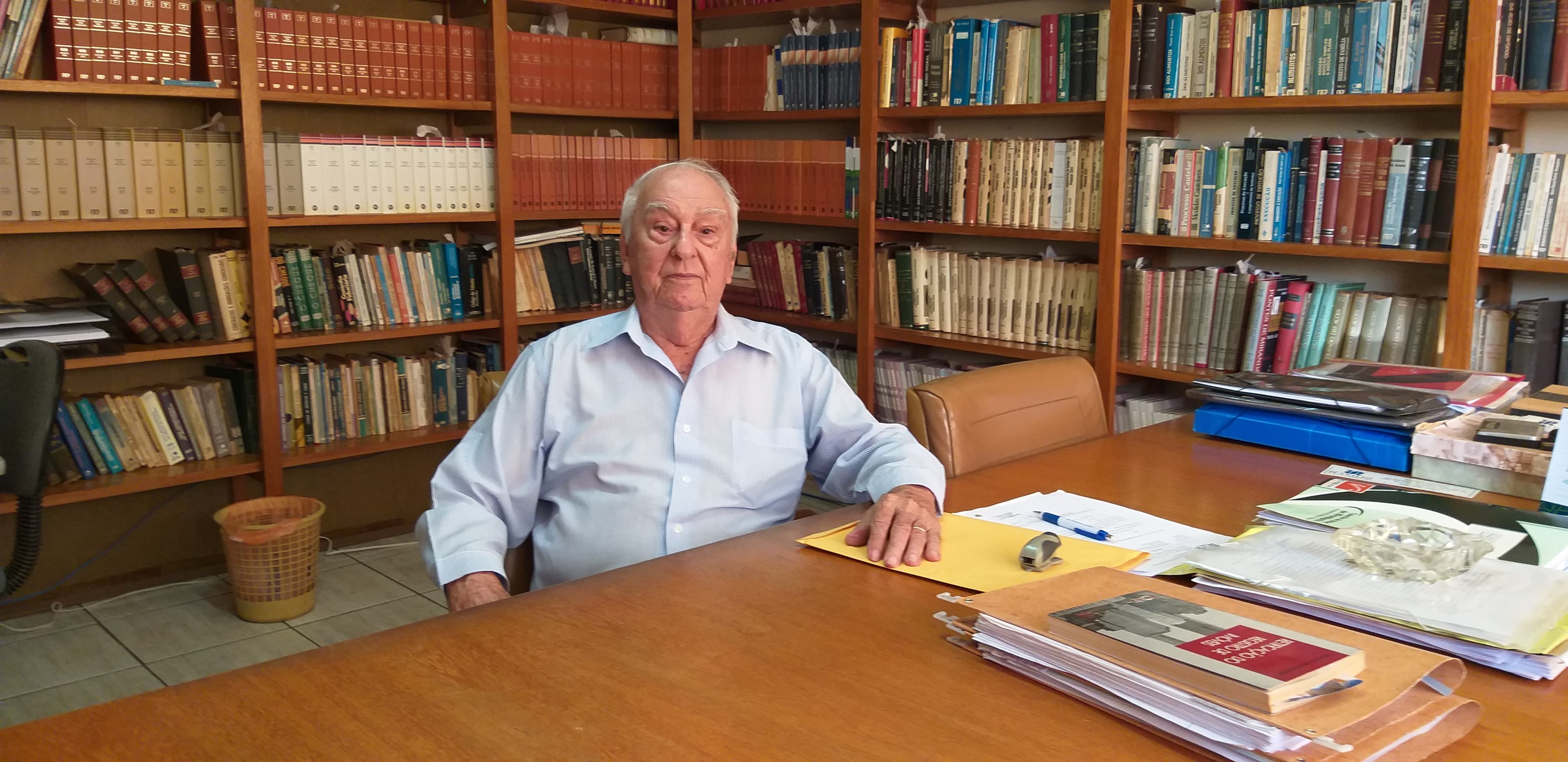 Dr. Antonio Duenhas Monreal, decano do Direito mirandopolense