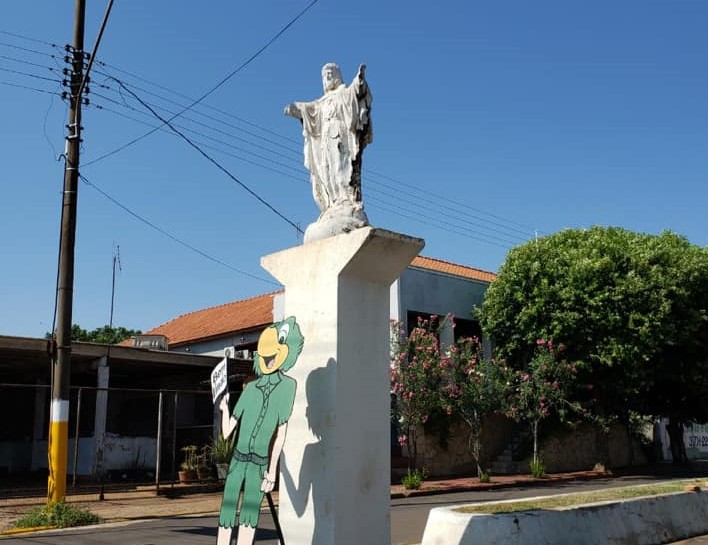 Cristo Redentor da avenida São Paulo ‘se desmancha’ após tentativa de restauração; prefeitura promete nova imagem