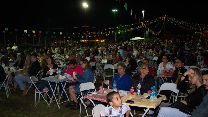 Colégio Objetivo reúne pais, alunos e comunidade em festa junina