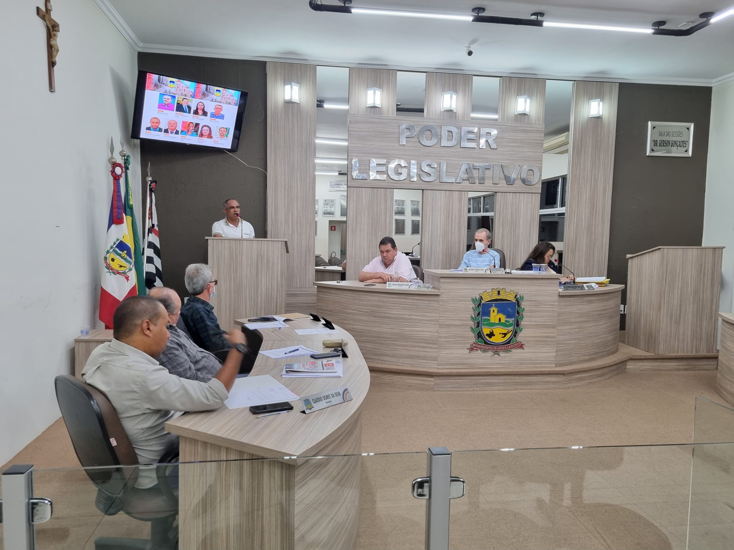 Vereadores aliados de Mirão criticam gestão do prefeito; sessão também é marcada por acusações a Tiago Soares