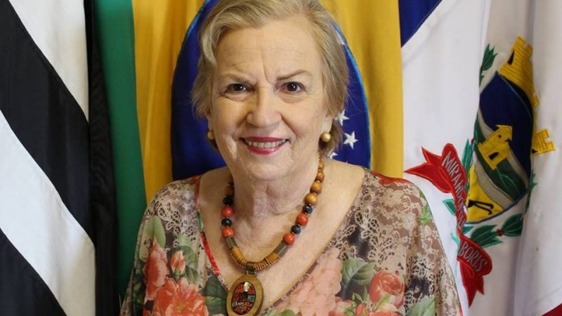 Regina Mustafa, ex-prefeita de Mirandópolis, morre aos 72 anos; relembre a vida da ex-professora