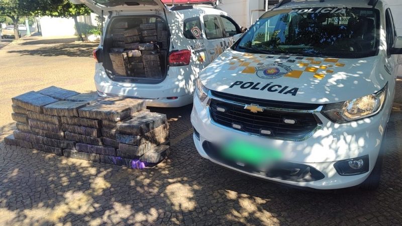 Homem é preso com quase 800 kg de maconha após caminhonete capotar na rodovia Marechal Rondon
