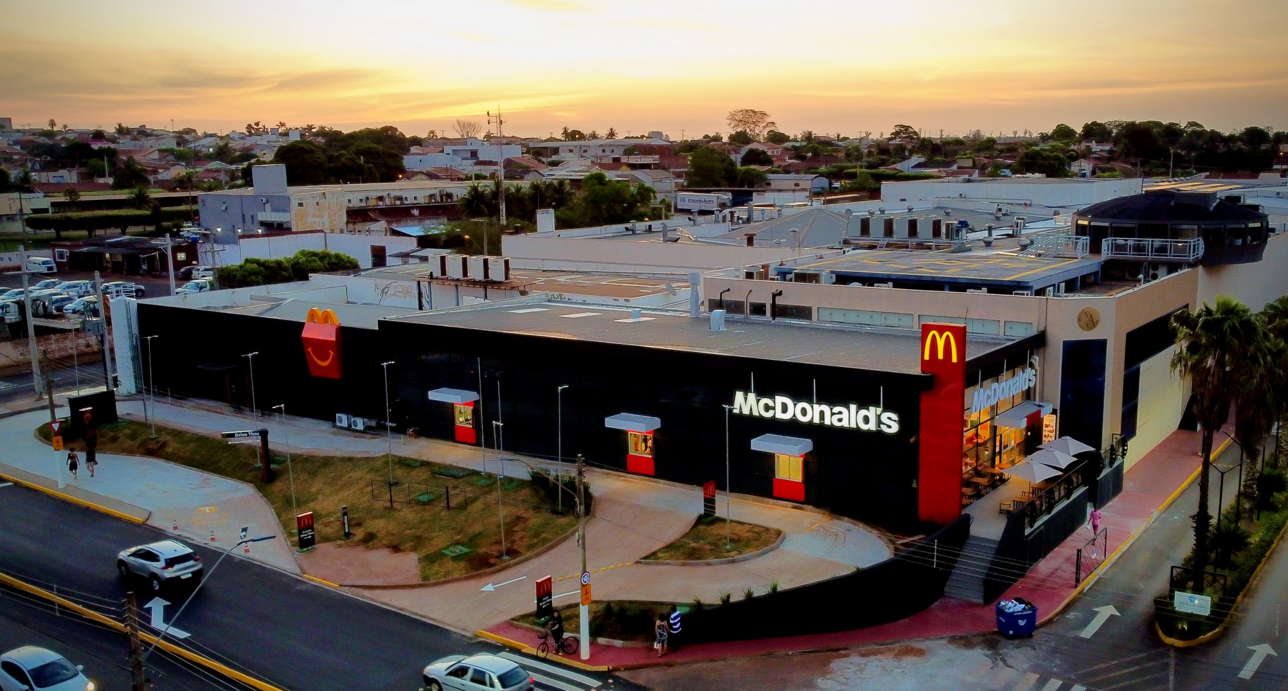 McDonald’s inaugura sua primeira unidade em Andradina