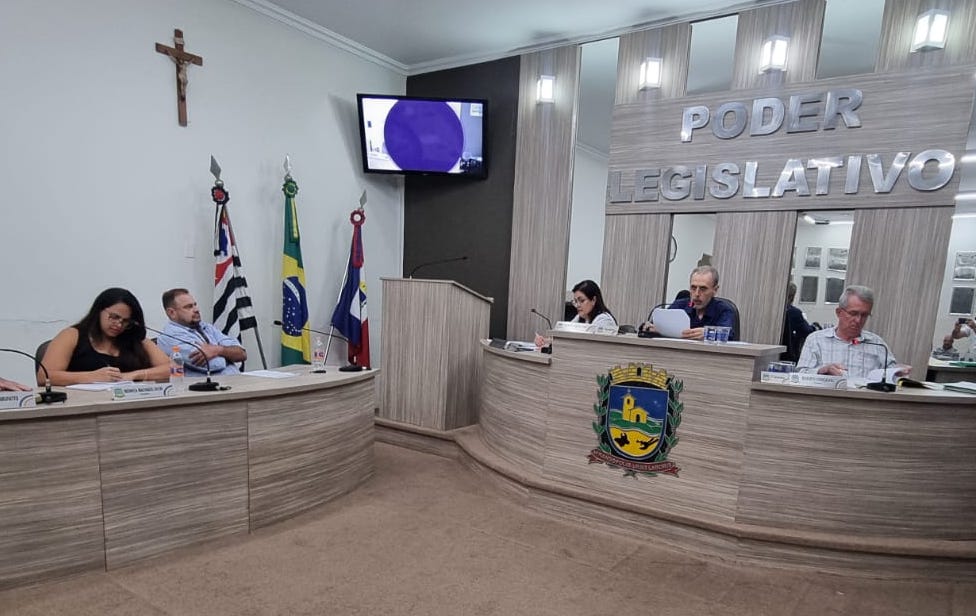 Sessão da Câmara de Mirandópolis é marcada pela posse de Luciano Bersani e homenagem póstuma