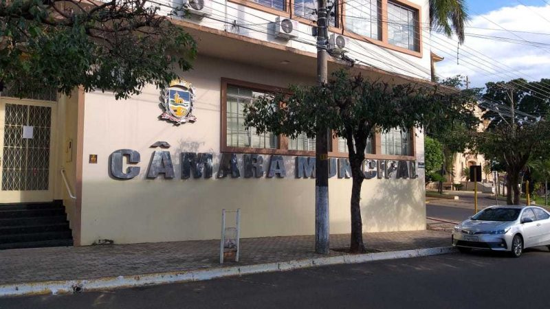 Câmara vota pedido de cassação do prefeito Mirão nesta segunda-feira (10)