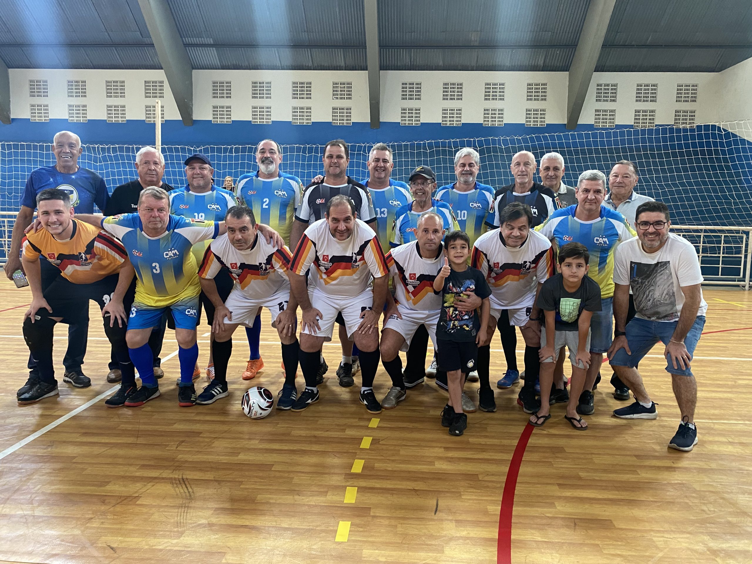 Geração de ouro do futsal de Mirandópolis se reúne para confraternização e relembrar conquistas