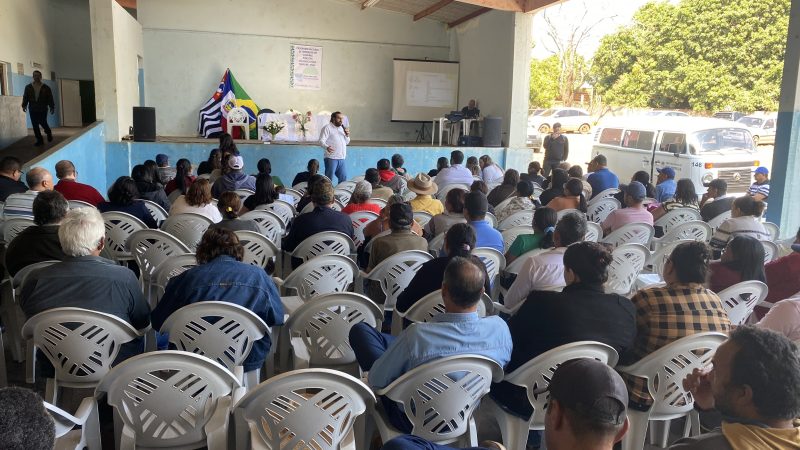 Produtores e assentados participam de oficina do PNAF no bairro da Terceira Aliança