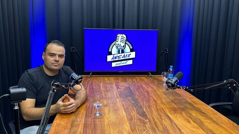 Thiago Toledo estreia podcast Área 18, um novo canal de informação e entretenimento